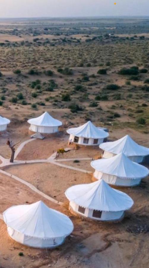 Отель Wild Heritage Desert Camp Джайсалмер Экстерьер фото